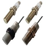B2CAD Series AC OR ACDC CAPACITIVEP RROXIMITY SENSORS